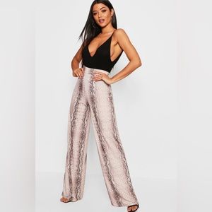 Tonal snake print wide leg pant